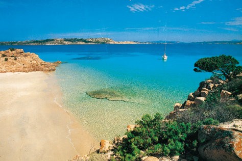Sardinien: Segeln entlang der Costa Smeralda und den Inseln des Maddalena Archipels von 