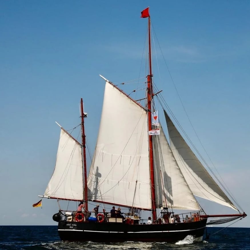 Active sailing at the Hanse Sail 2027 in Rostock – Sailing for everyone by