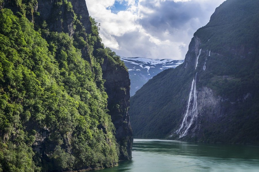 LOFOTEN – Tromsø to Bodø – PO-16-09-2027-R by