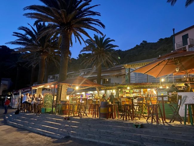 Port de Port-Cros_ Hyeres_Restaurant Port de Port-Cros Restaurant Hyeres