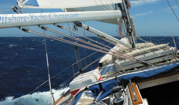 Z05-22: Überführungstörn Azoren -> Spanien (850M) von Offshore Yacht Charter