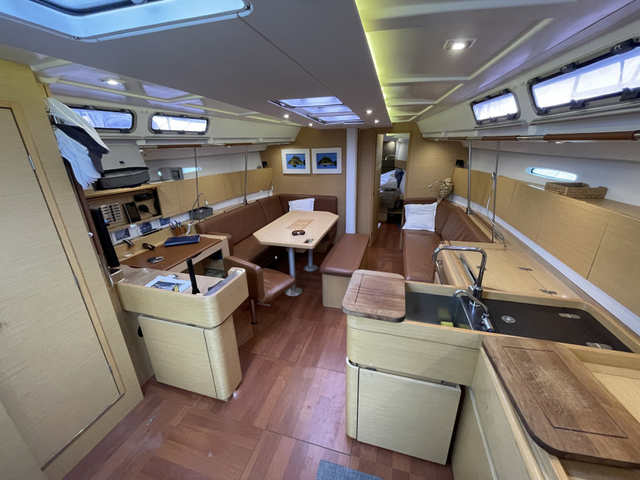 Volos–Athens on cruiser racer First 50 by