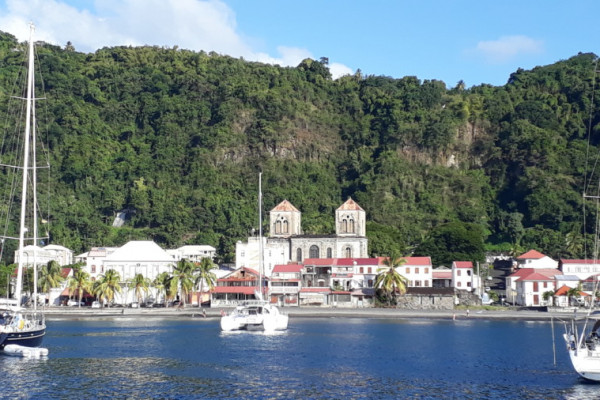5 karibische Inseln – von Antigua über Guadeloupe, Dominica, Martinique nach St. Lucia von 