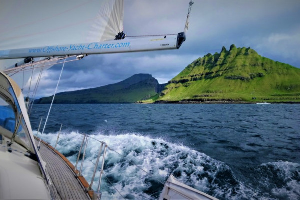 Z05-23: Inselhüpfen um die Färöer-Inseln von Offshore Yacht Charter