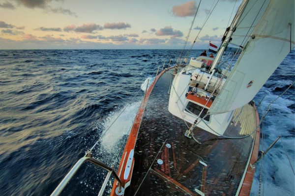 Z02-23: Überführungstörn: Shottland->Orkney->Färöer (300M) von Offshore Yacht Charter