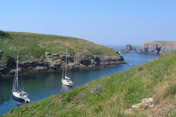 Relax-Frauentörn in exklusiver Zweiercrew in der sonnigen Süd-Bretagne von 