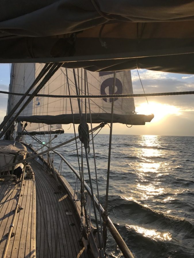 Schooner sailing in the Danish South Sea Islands by Segelfreunde