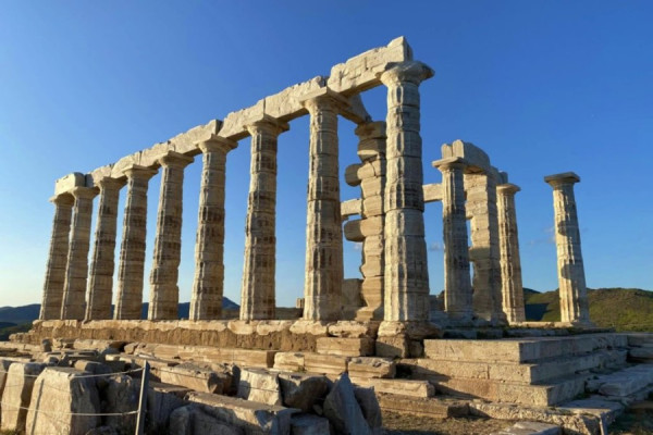 Von Kos nach Athen – Kykladen, Meltemi und das Licht der Götter von 