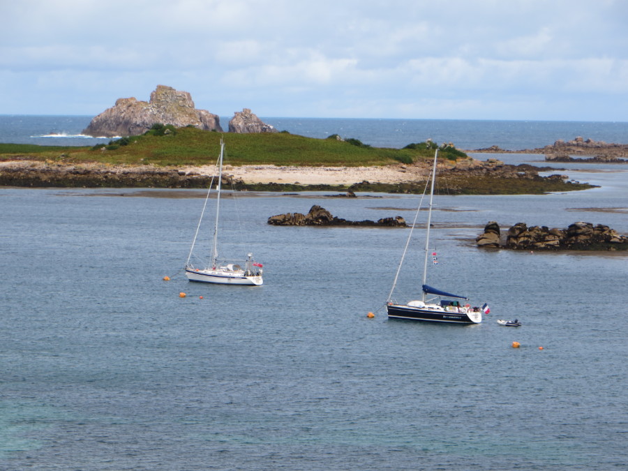Bay of Biscay coastal trip La Rochelle – Brest on X-Yachts 442 in exclusive 2-person crew by