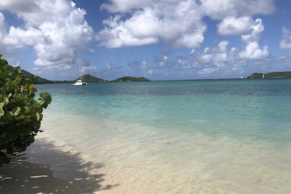 St. Martin => Antigua: toller Urlaubstörn i.d. Karibik mit seglerischer Herausforderung von 