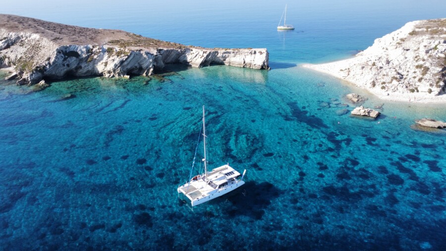 Cabin charter from Kefalonia – One-way trip to the Peloponnese by