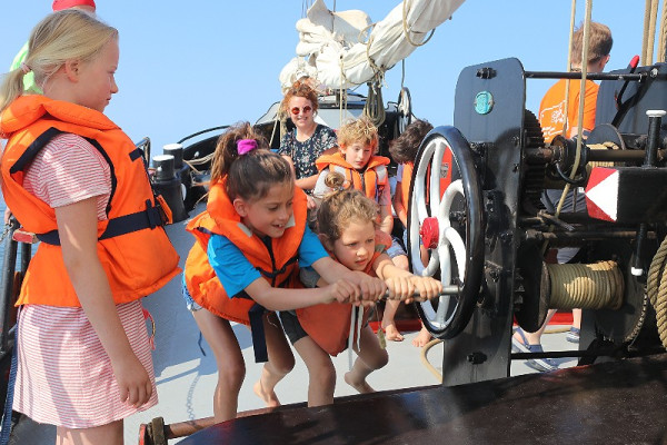 Piratenabenteuertour auf dem Wattenmeer – Für Kinder bis 13 Jahre und ihre Eltern von Rederij van Linschoten