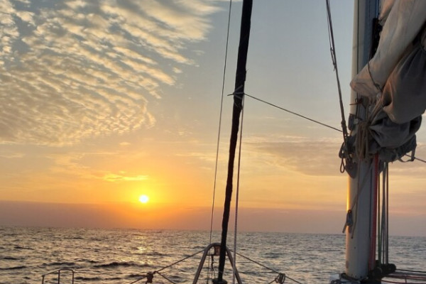 Luxus-Segelreise – Easy Cruising in der Ägäis: Athen – Mykonos – Naxos von MARA1ONE Yachting