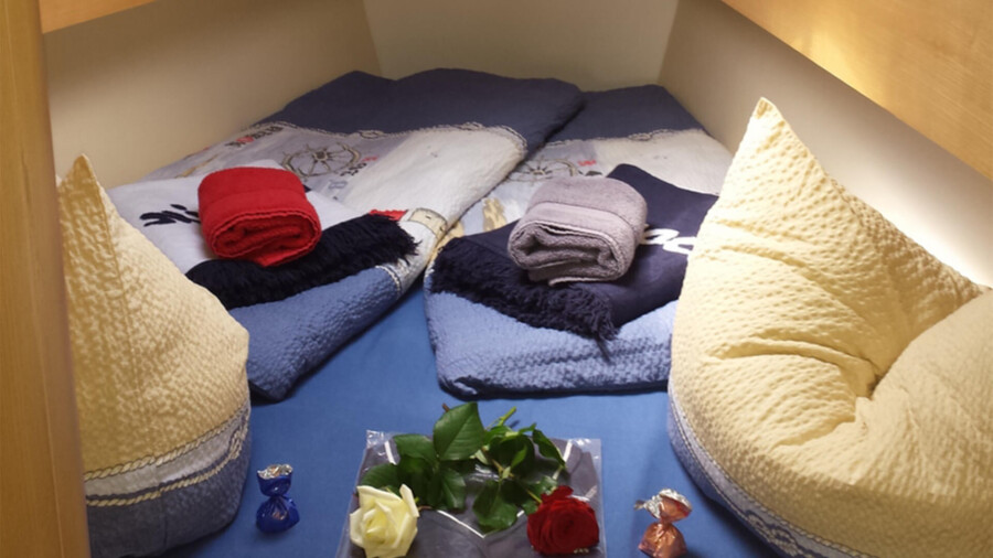 Active cabin charter in a family atmosphere: 4 days around Rügen/Hiddensee – No kitty by