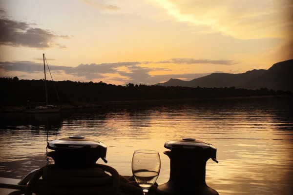 Wine & Sail – Mitsegeltörn in Dalmatien auf einer modernen Segelyacht von 