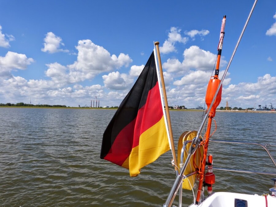 Crew training at Whitsun by