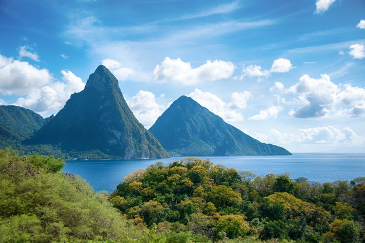 Island hopping: Martinique – Grenada – Martinique by