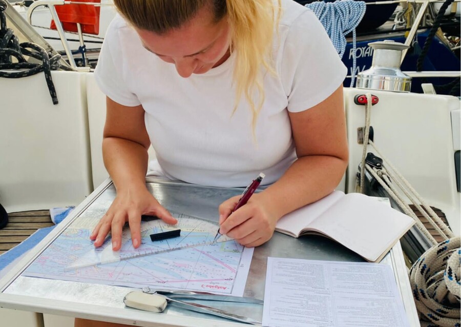 SKS sail training & free SBF practice / 1 week max. 4 participants by
