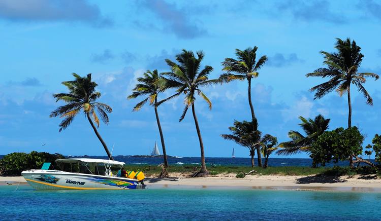 Island hopping: Martinique – Grenada – Martinique by