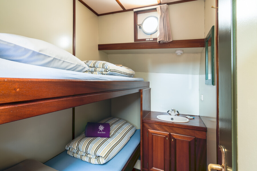 55+ Comfort Sailing Holidays on the Wadden Sea – Island Hopping – Full Board incl. Drinks from