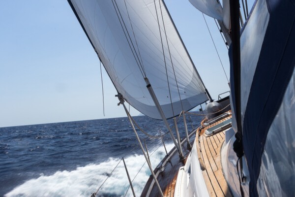 Mitsegeln und Flotillentörn ab Athen von Pansails