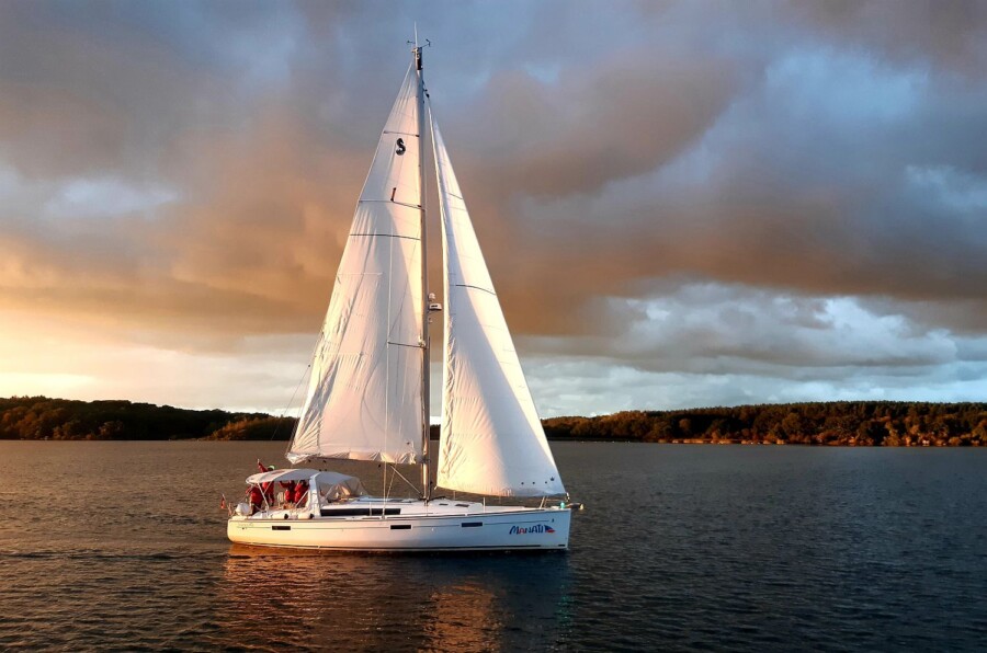 Cabin charter round the island of Usedom with Szczecin – from Seedorf on Rügen, all incl. price by