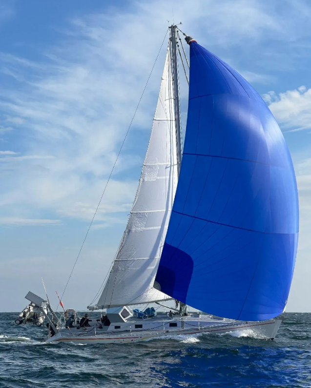 SOUTH BRITTANY Sporty late summer trip on cruiser-racer with exclusive 2-person crew by