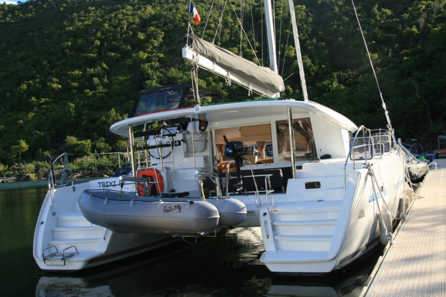 Welcome to Paradise – Catamaran Sailing – Two Weeks in the Caribbean Under Sail by