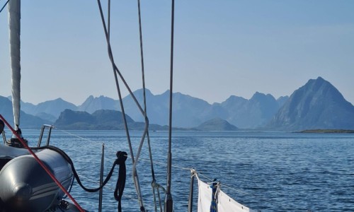 Titelbild von Törnbericht Lofoten 2025