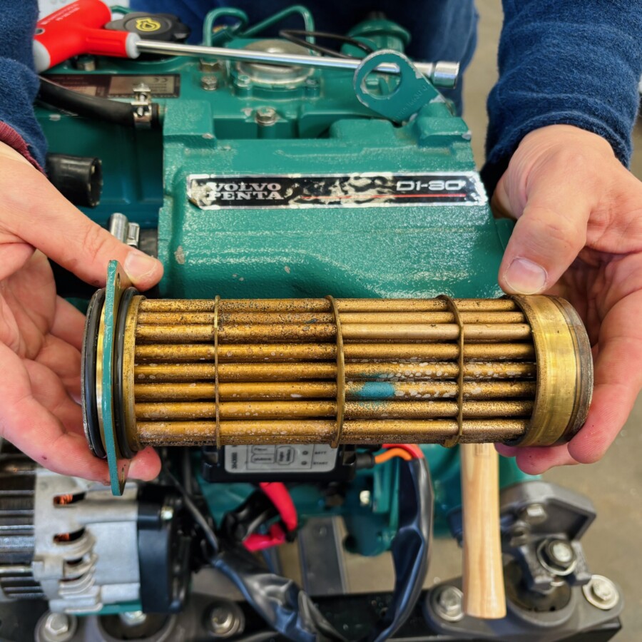 Engine course – Look after your boat diesel yourself! by