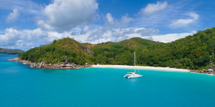 Catamaran sailing cruise Seychelles 2026 weekly by