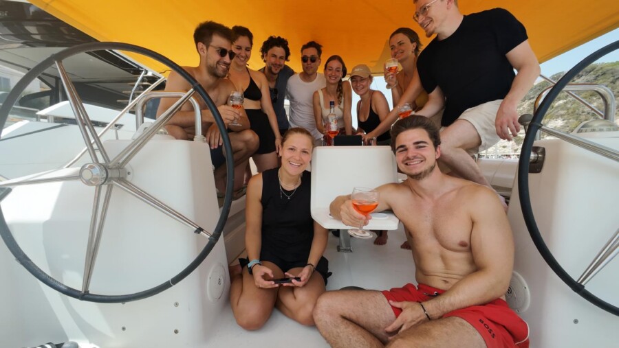 Sailing for young people and students by