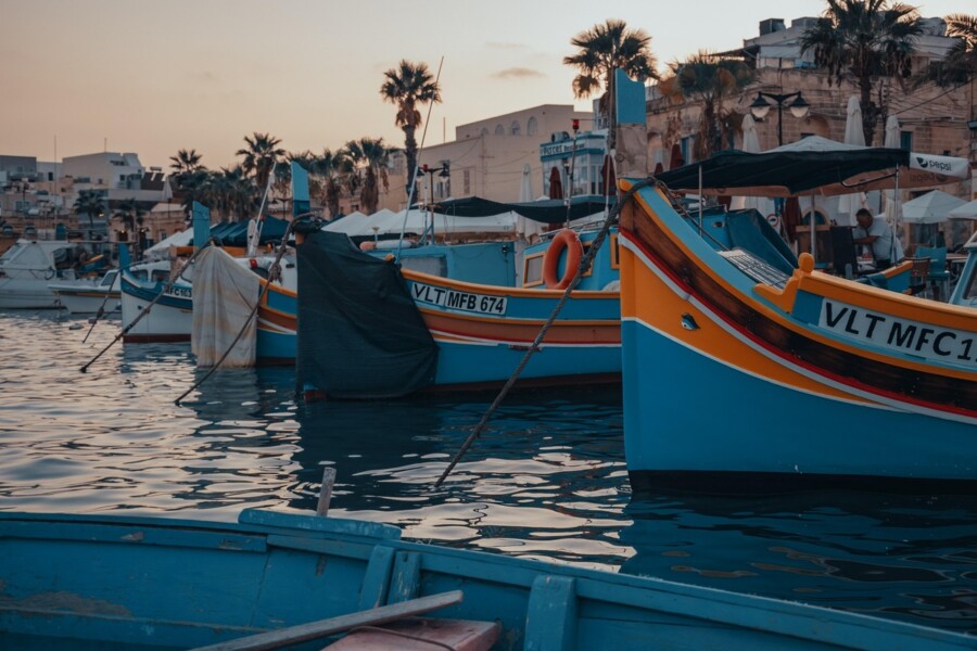Sailing around the island of Malta by