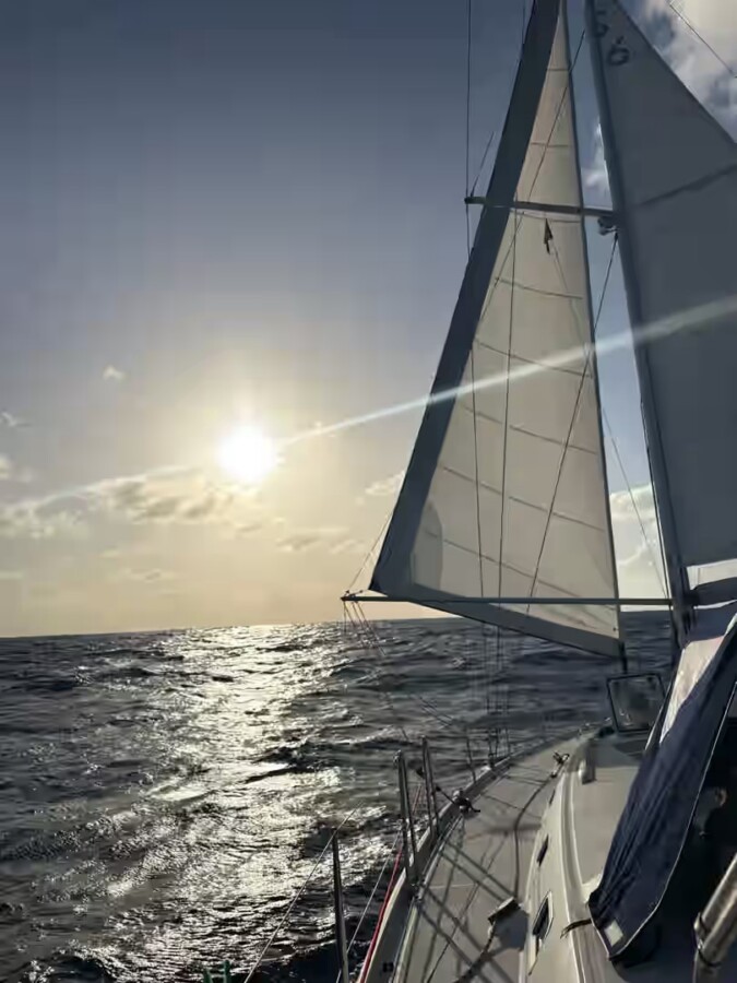 ATLANTIC CABIN CHARTER: OCEAN PASSAGE FROM MARTINIQUE TO THE AZORES by