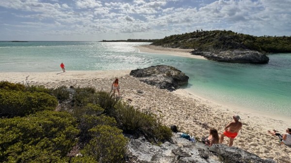 Bahamas Calling – 14 Tage Segelabenteuer im Aquarium der Karibik von 