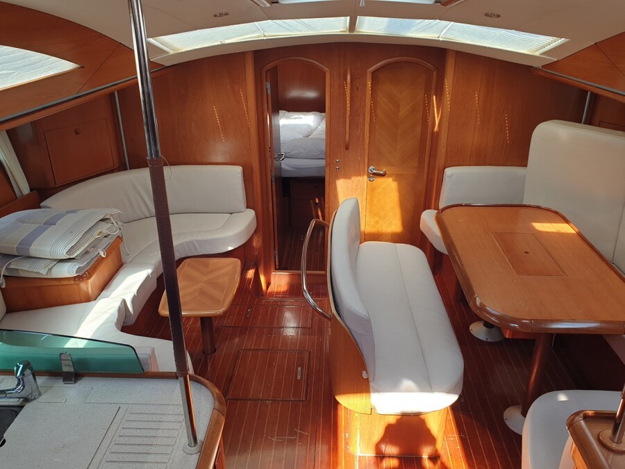 Active sailing on Sun Odyssey 54 DS in Croatia's island paradise by