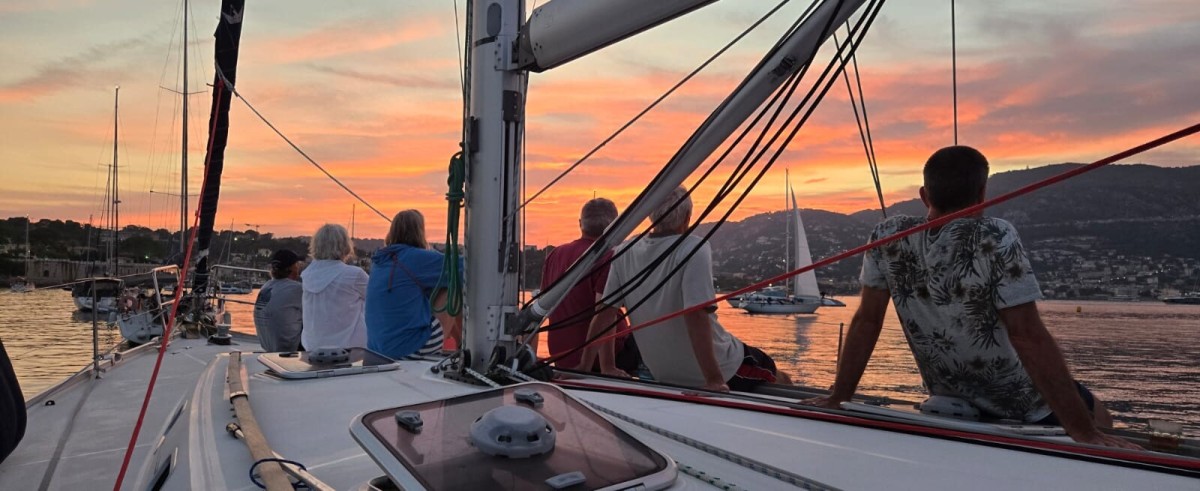 CARIBBEAN SAILING TRIP: THE GRAND GRENADINES CIRCUIT FROM MARTINIQUE by