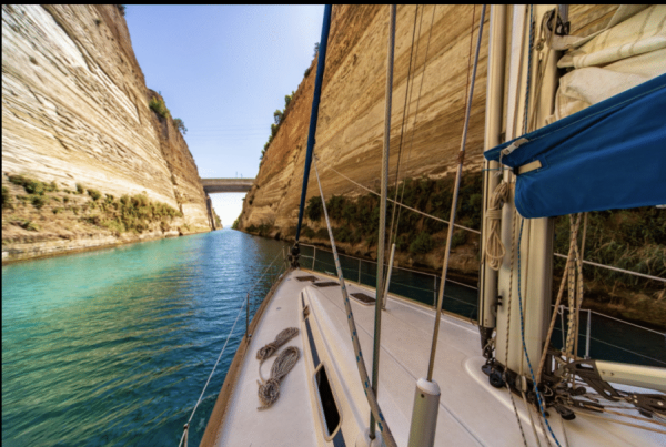Meilentörn durch den Kanal von Korinth / 300SM von Athen nach Korfu von sunsailing.ch