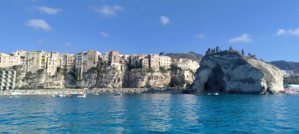 Von Riposto(Catania) nach Tropea von 