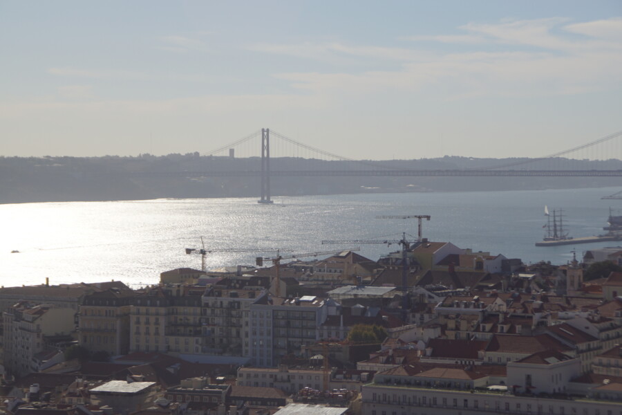Catamaran from the Algarve to Lisbon by