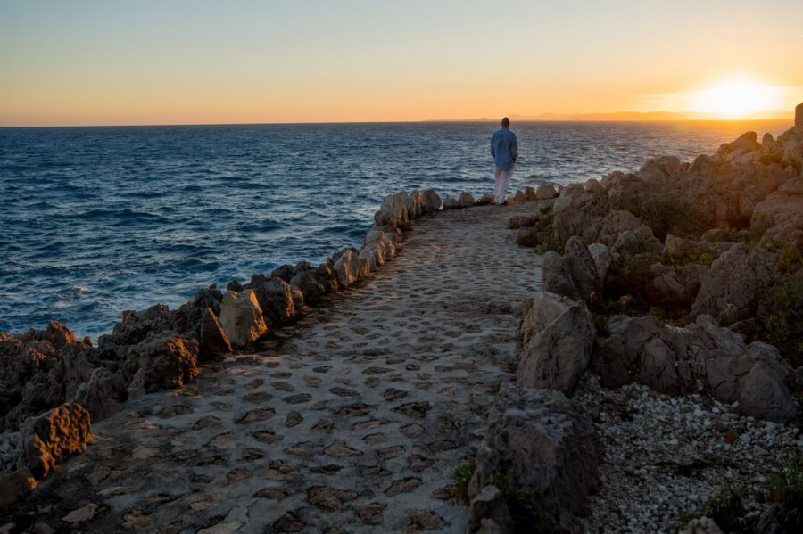 Positive Psychology – Under Sail from Marseille to Nice by