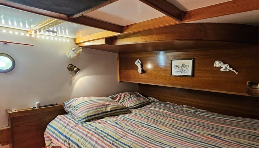 BRITTANY TIDAL SAILING TRIP in exclusive 2-person crew on 14m offshore catamaran from BREST by
