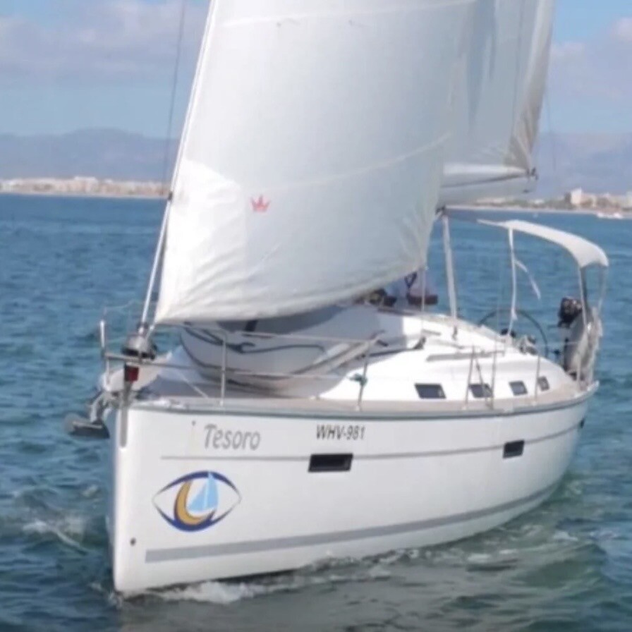 Cabin charter on / around Mallorca by readydivesail