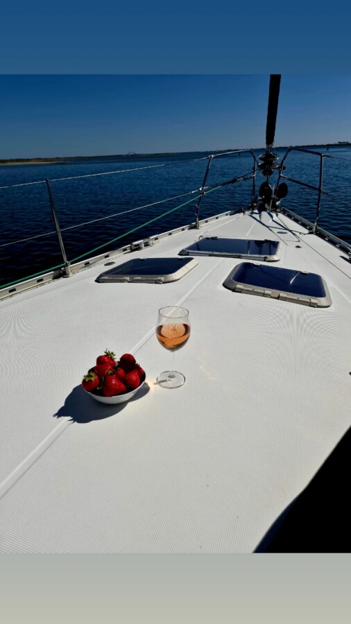 CABIN CHARTER ON THE CÔTE D'AZUR: THE DREAM ROUTE THROUGH FRANCE AND ITALY by