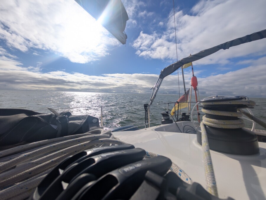 Taster sailing in the IJsselmeer region by MaBa Sailing