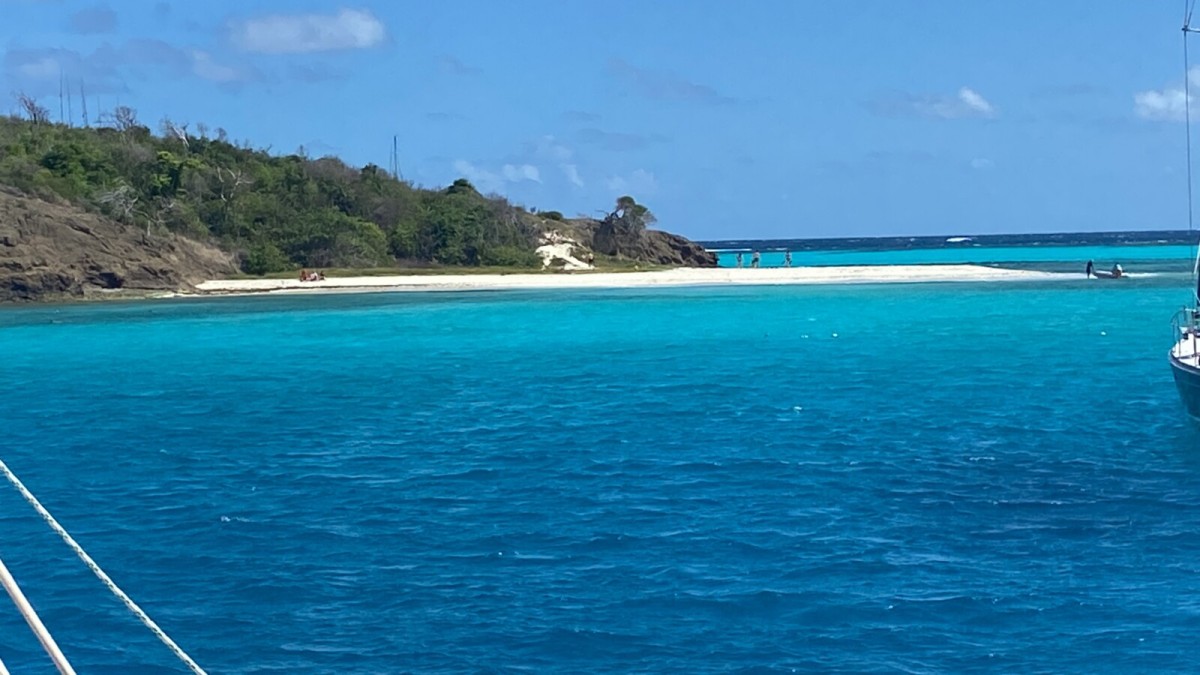 Caribbean Dream – 14 Days Island-Hopping from Martinique by