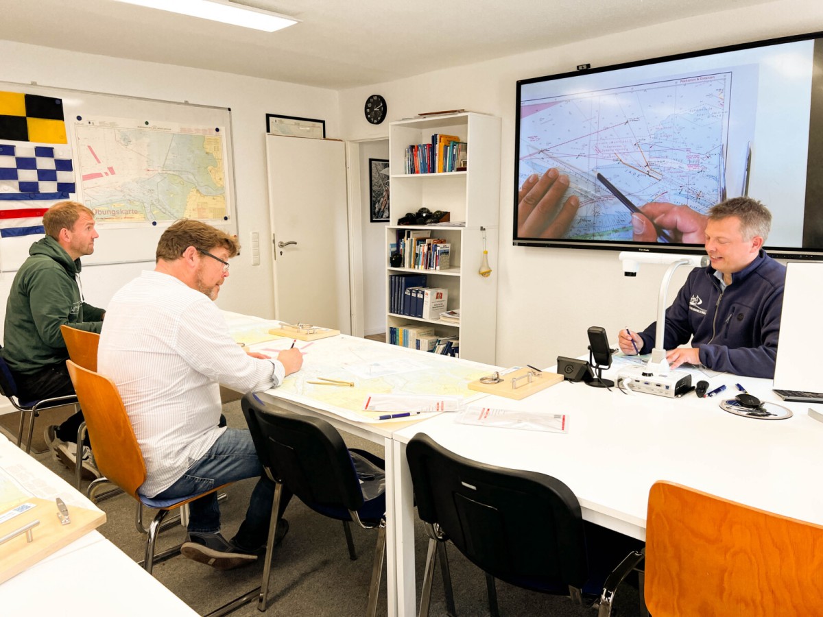 SSS / In-person or Online by Lübecker Segelschule