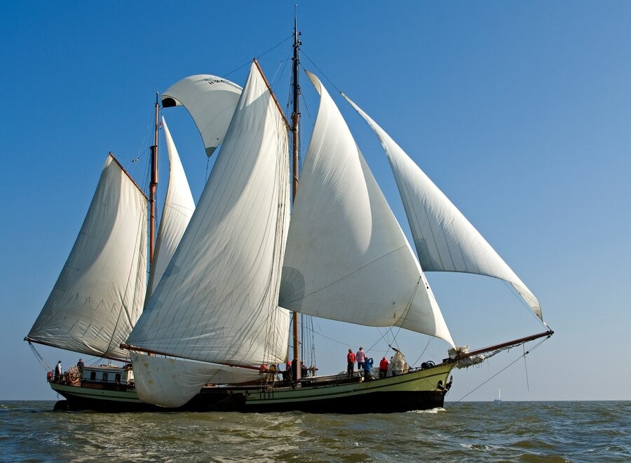 55+ Comfort Sailing Holidays on the Wadden Sea – Island Hopping – Full Board incl. Drinks from