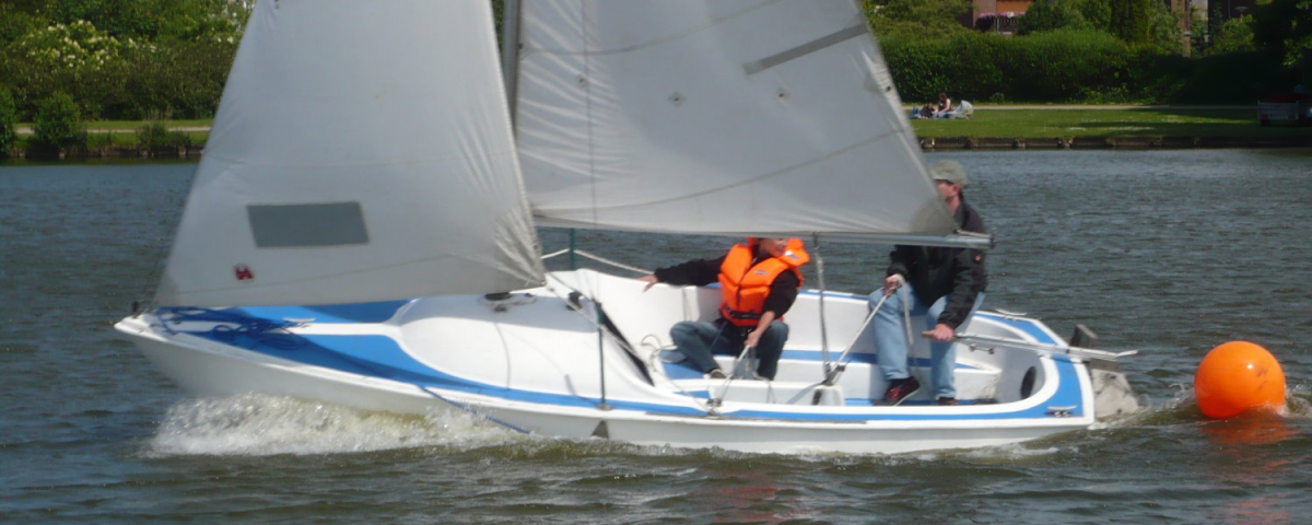 Basic Sailing Course / Dinghy Sailing by