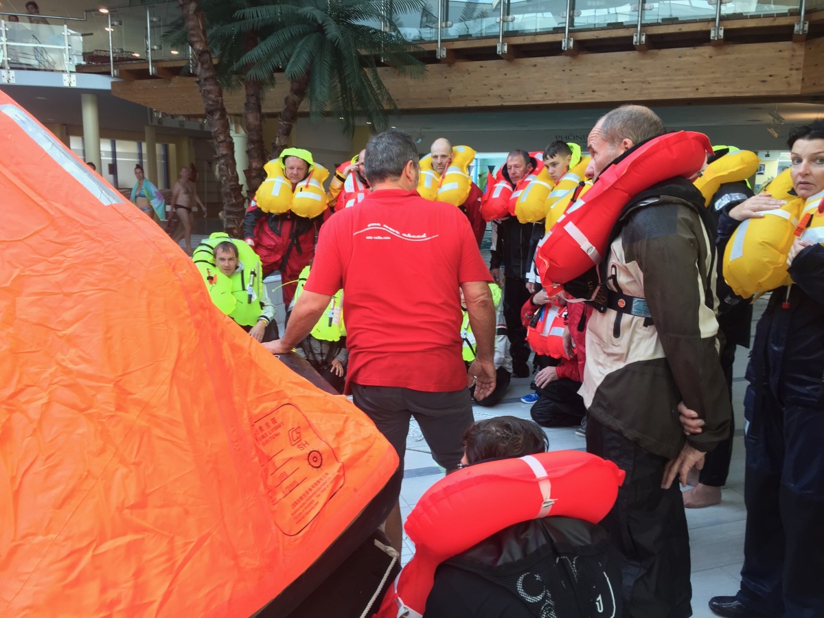 Safety Training World Sailing App G – Safety at Sea by